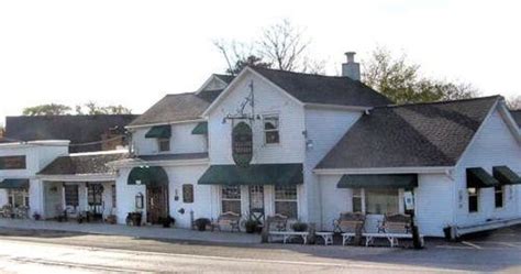 village tavern long grove
